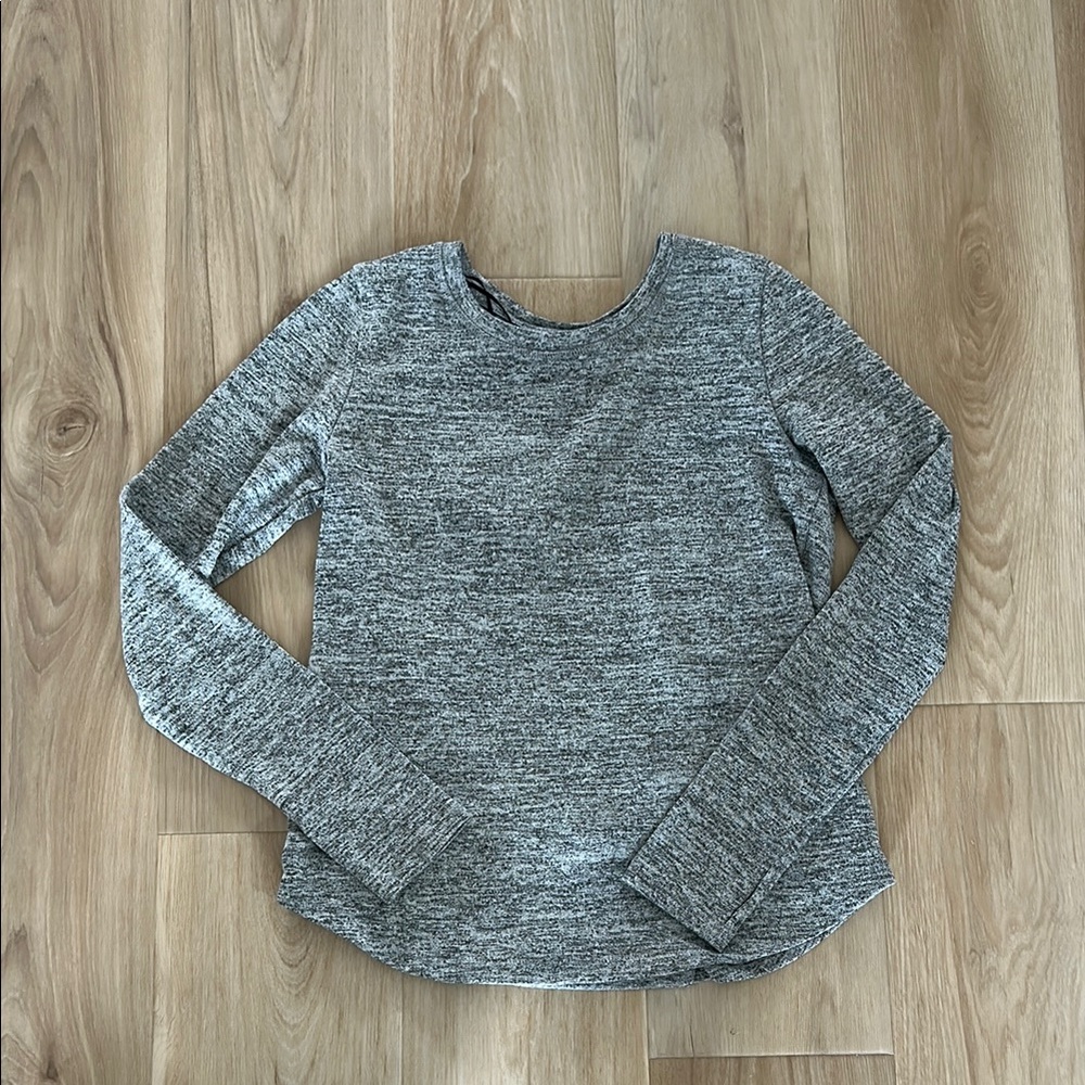 90 Degree By Reflex Gray Open Back Long Sleeve Tee